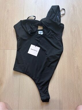 superdown Black Twist-Detail Bodysuit
